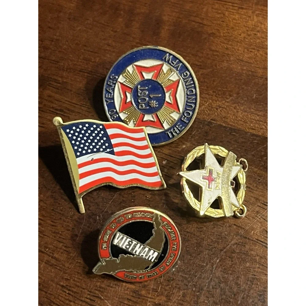 Vintage US Military & Patriotic Pin Lot - Army Insignia, VFW Post #1, 92 Olympic